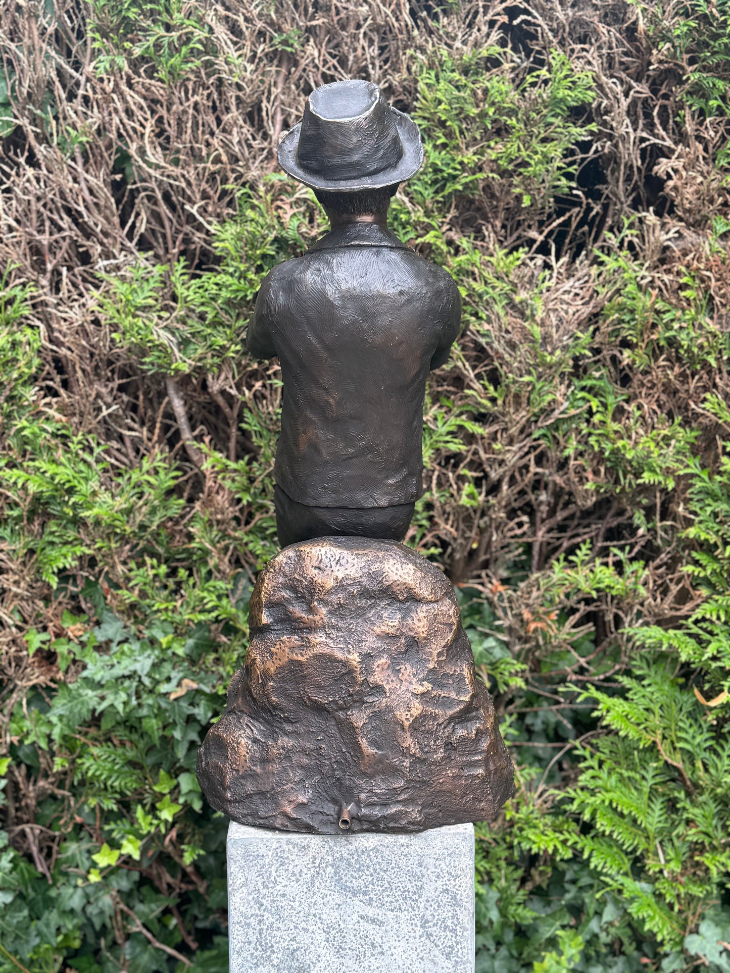 Melody in Motion – Bronze Sculpture. 48x33x78cm - 6Kg