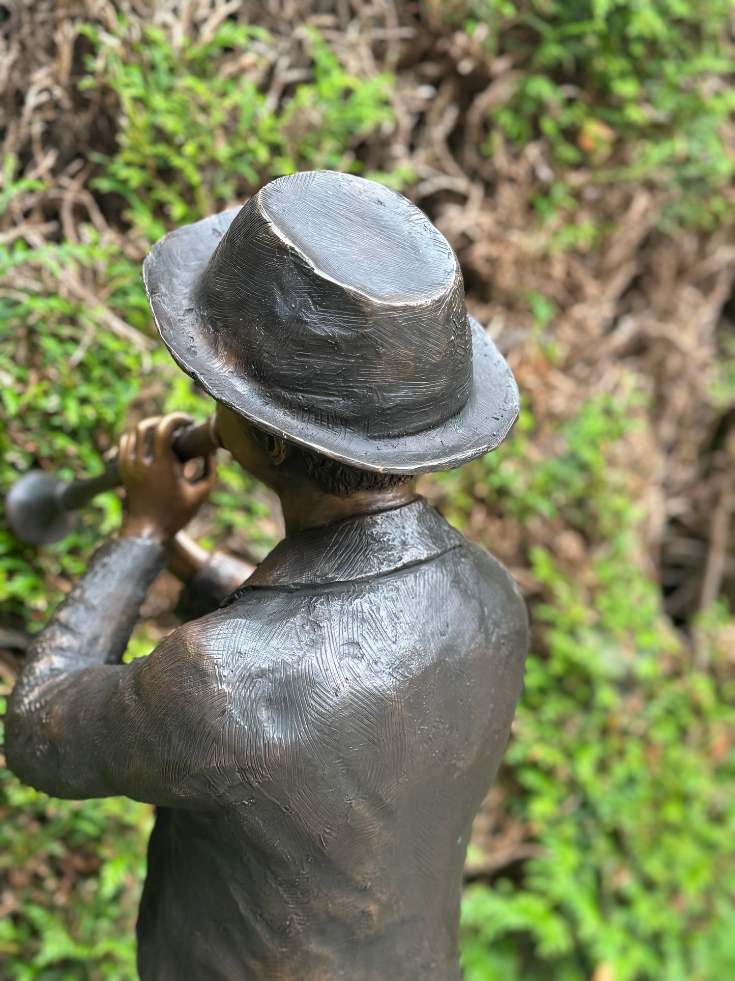 Melody in Motion – Bronze Sculpture. 48x33x78cm - 6Kg
