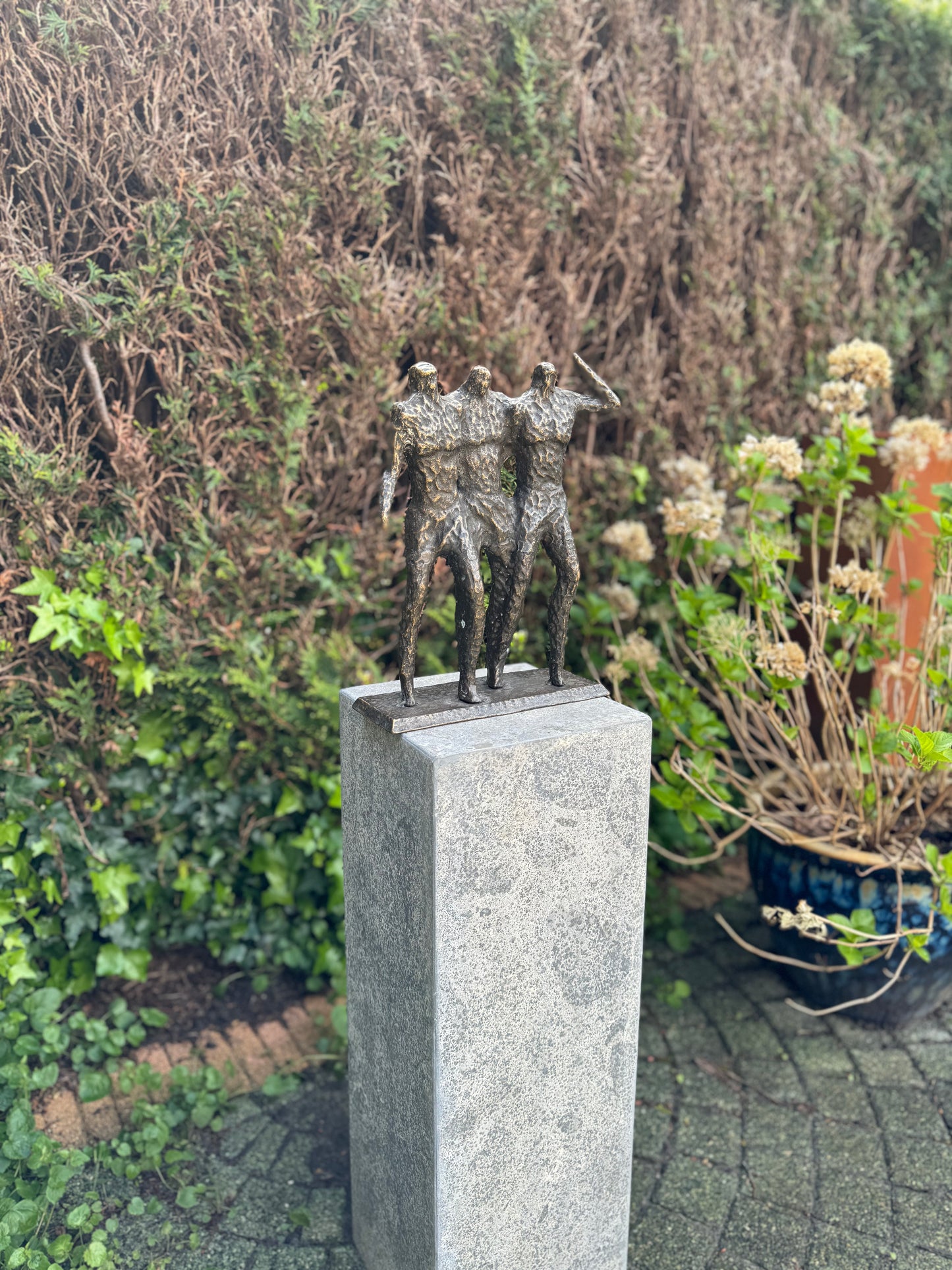 Together We Stand – Bronze Sculpture. 28x10x36cm - 5Kg