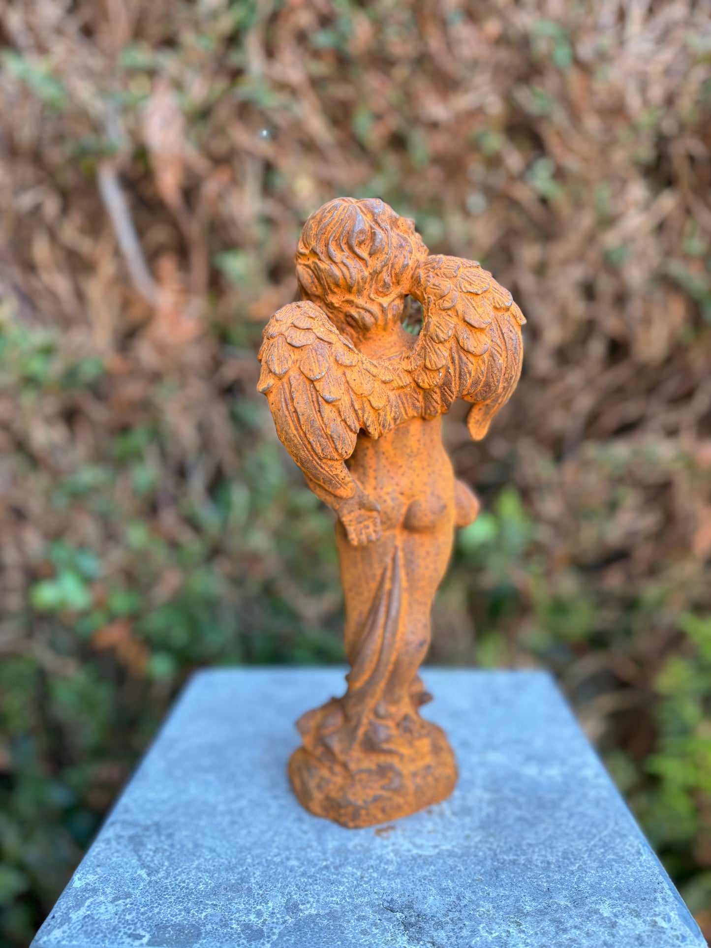 Contemplative Angel – Iron Sculpture. 28.5x12x10.2cm - 2.3Kg