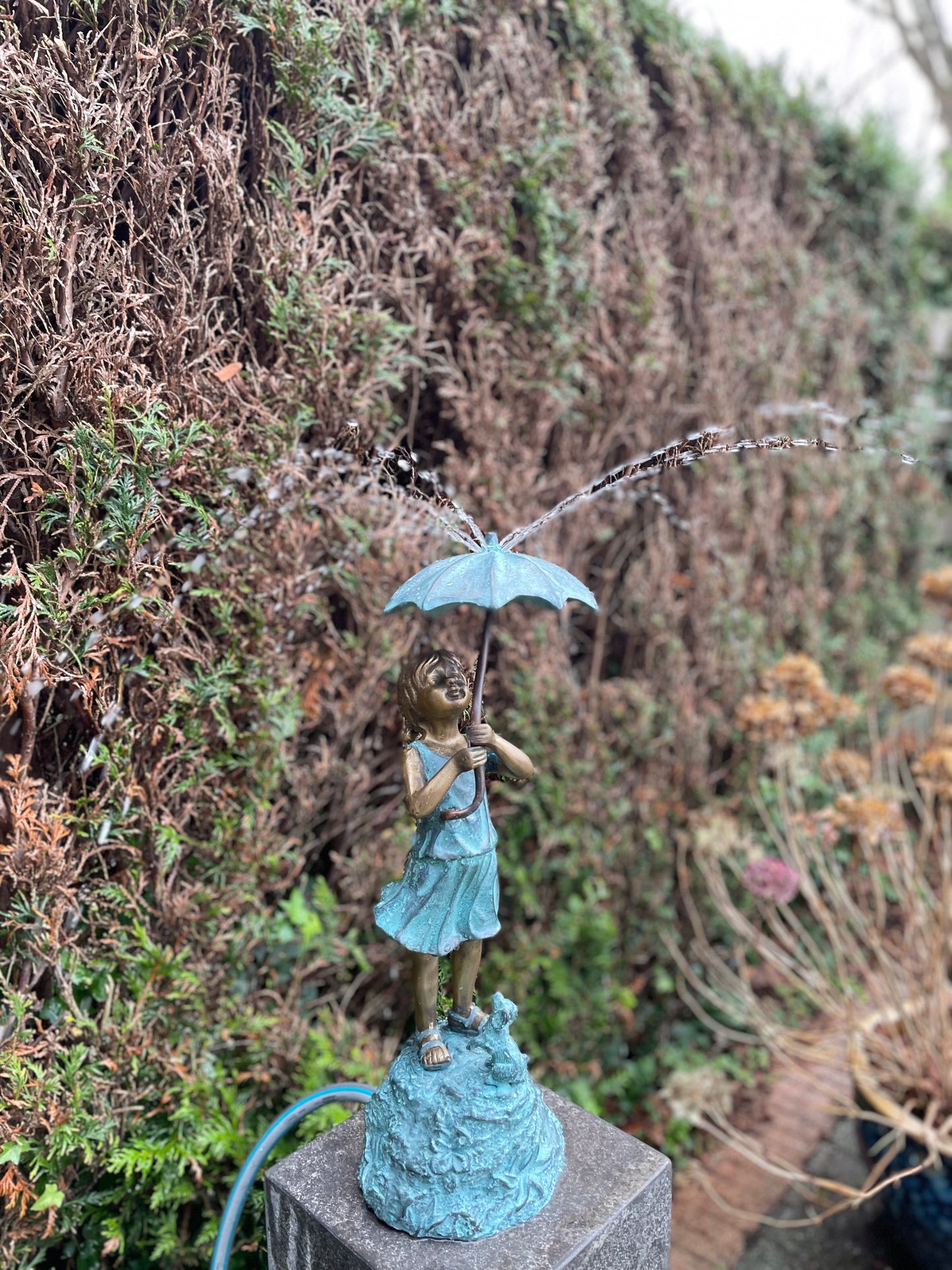 Girl with Umbrella – Bronze Sculpture. 22x18x50cm - 5.5Kg