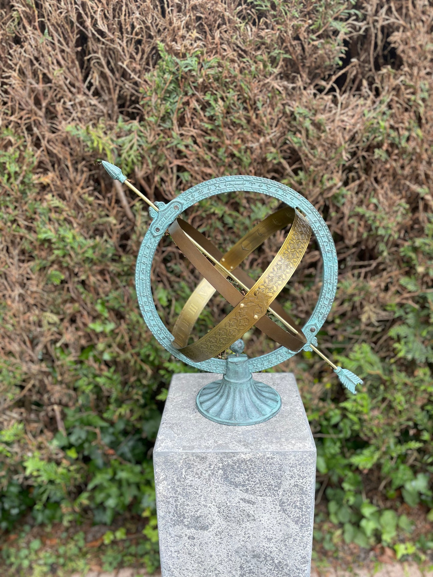 Celestial Ring – Bronze Sculpture. 45x33x42cm - 3.7Kg