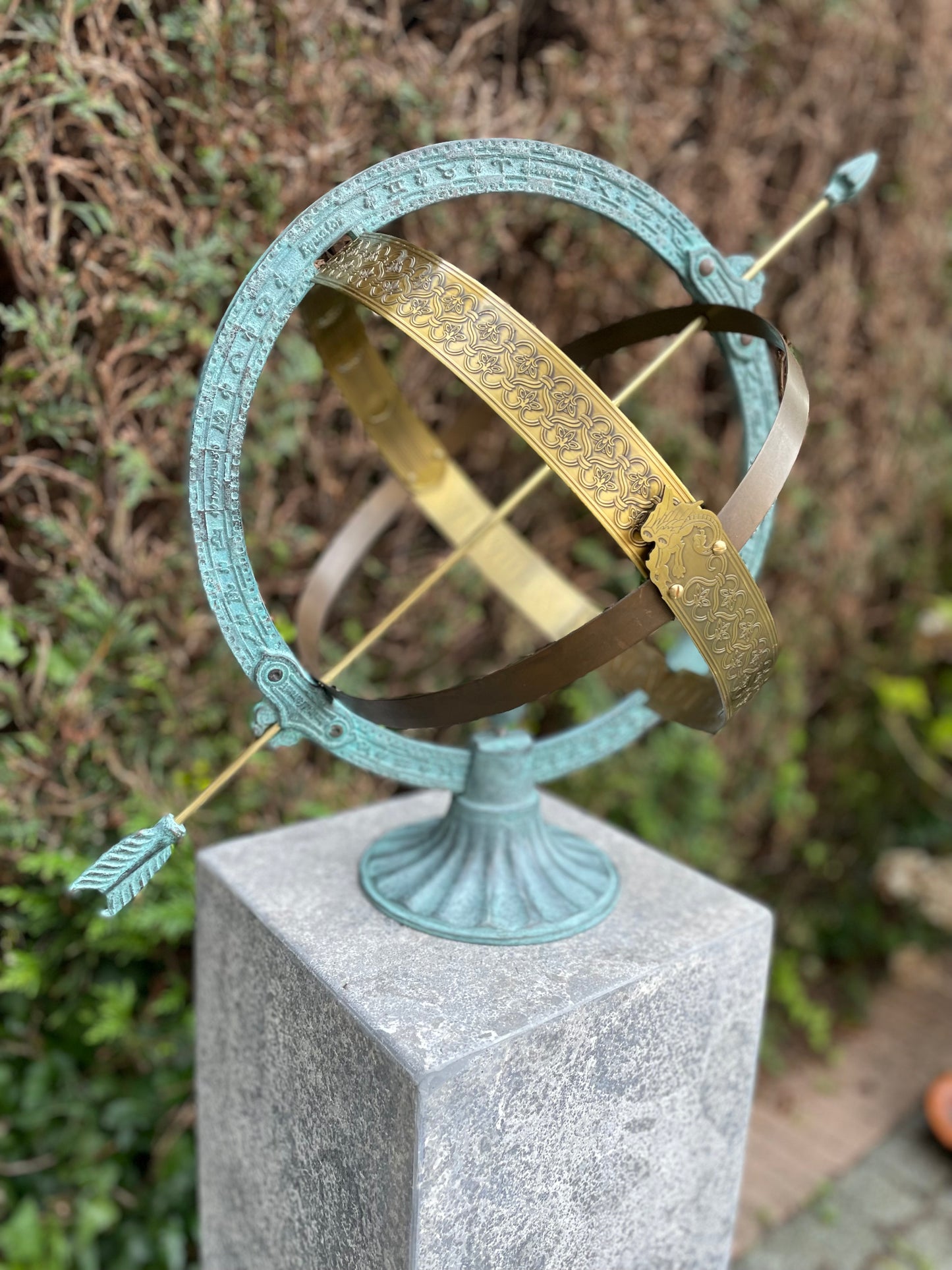 Celestial Ring – Bronze Sculpture. 45x33x42cm - 3.7Kg