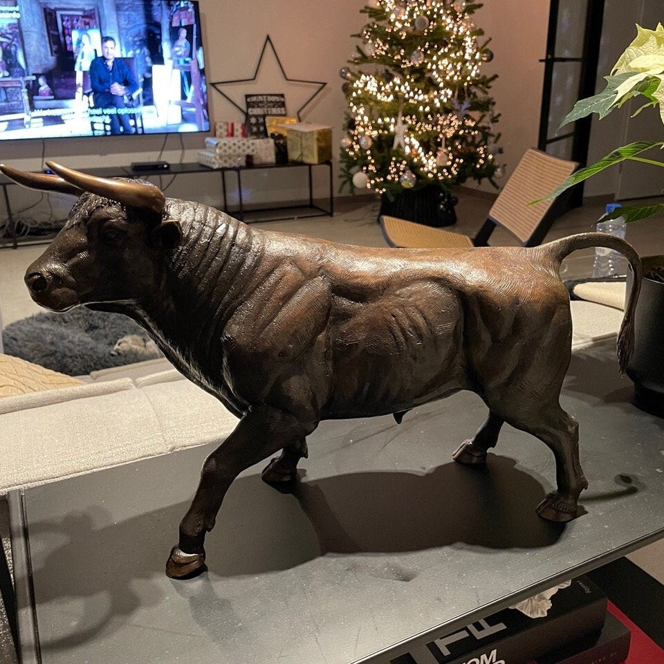 Charging Bull – Bronze Sculpture. 49x17x27cm
