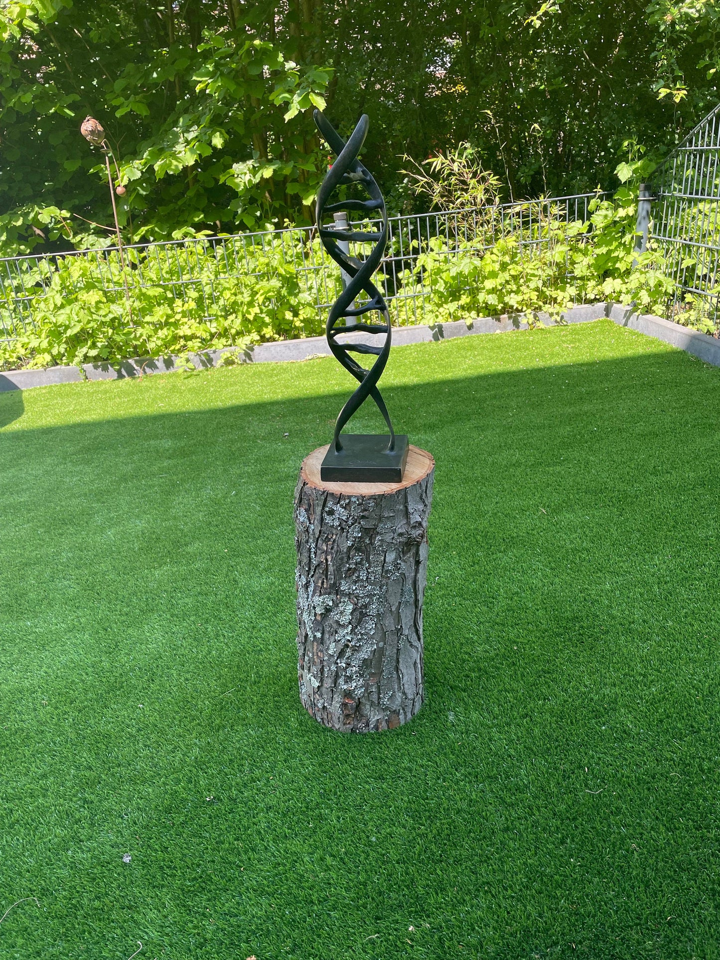 DNA Helix – Bronze Sculpture. 53x13x13cm - 2.7Kg