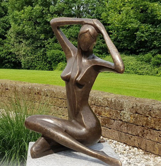 Abstract Nude Pose – Bronze Sculpture. 24x29x39cm