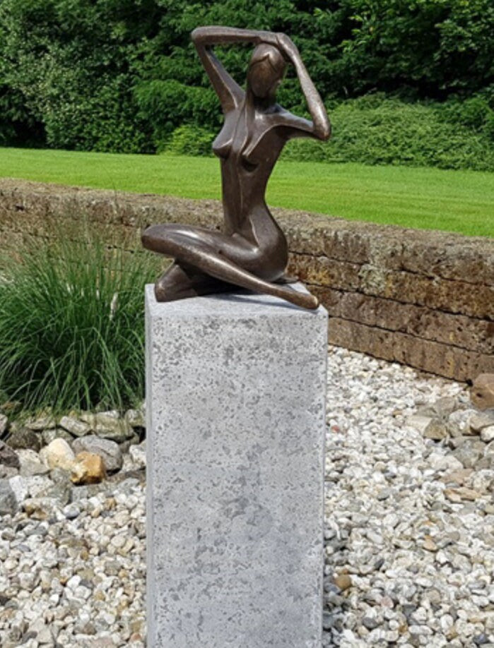 Abstract Nude Pose – Bronze Sculpture. 24x29x39cm