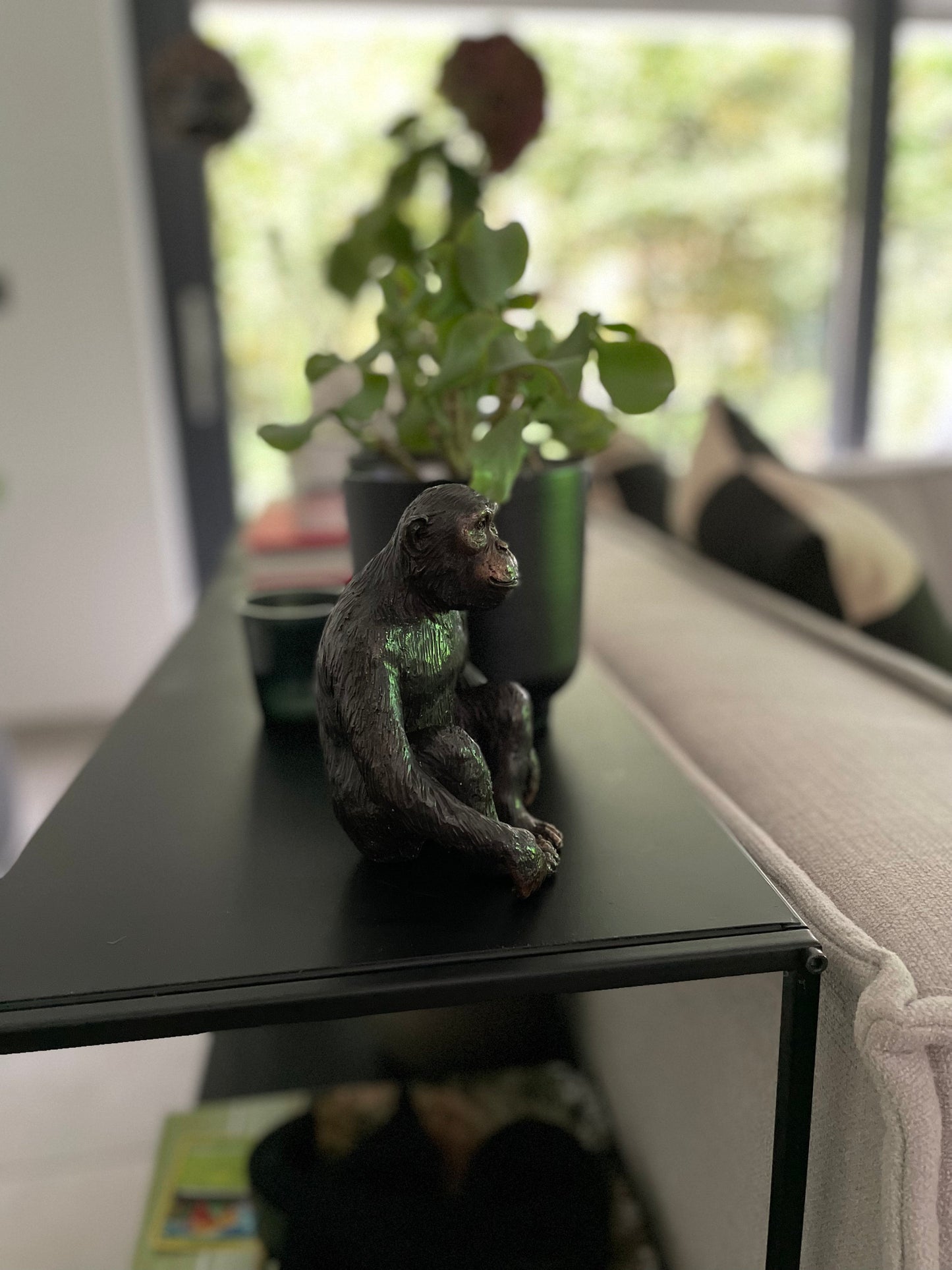 Thoughtful Monkey – Bronze Sculpture. 12x9x15cm