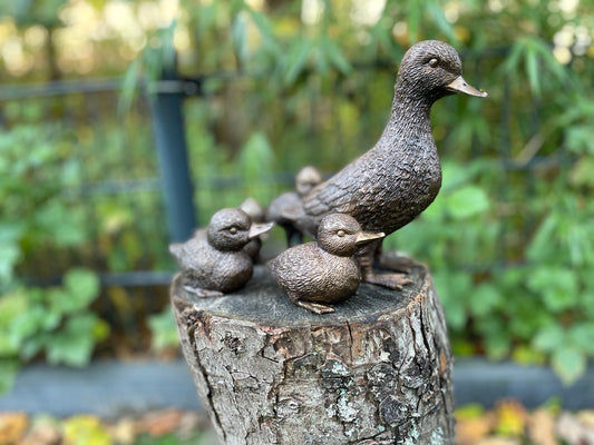 Duck Family – Bronze Sculpture. 16x8x19cm