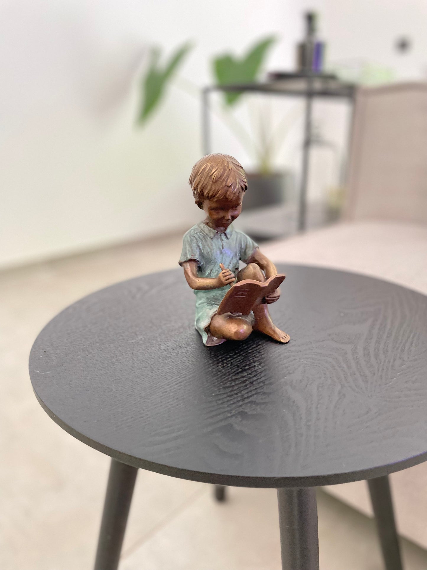 Storytime Boy – Bronze Sculpture. 8x10x15cm