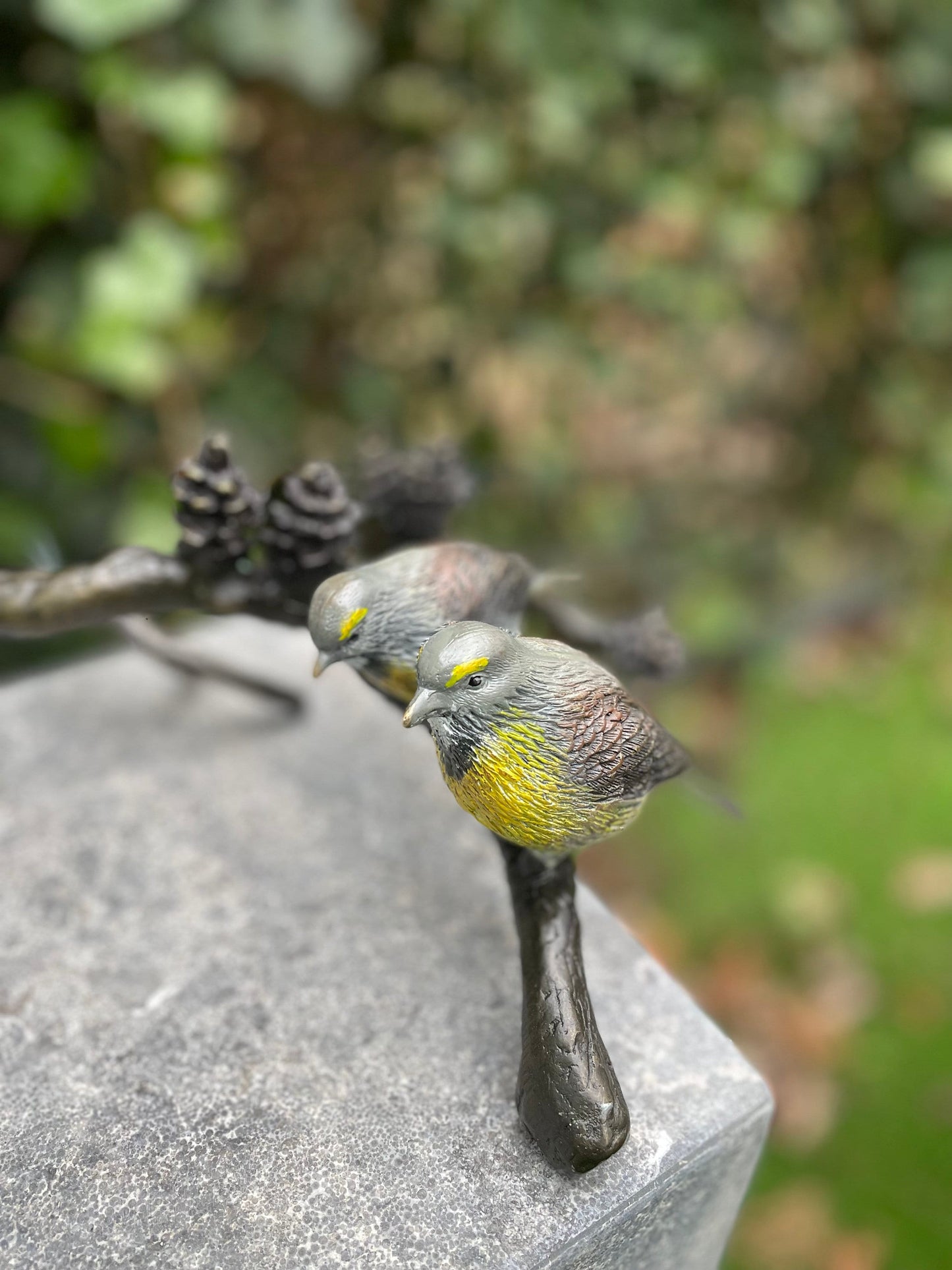 Garden Trio Birds – Bronze Sculpture. 17x26x38cm - 2.5Kg