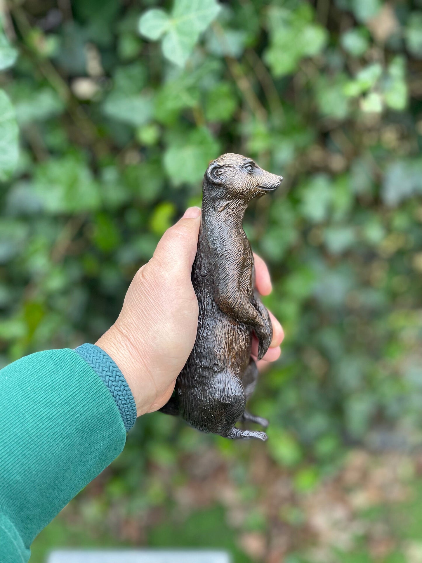 Alert Meerkat – Bronze Sculpture. 17x6x18cm
