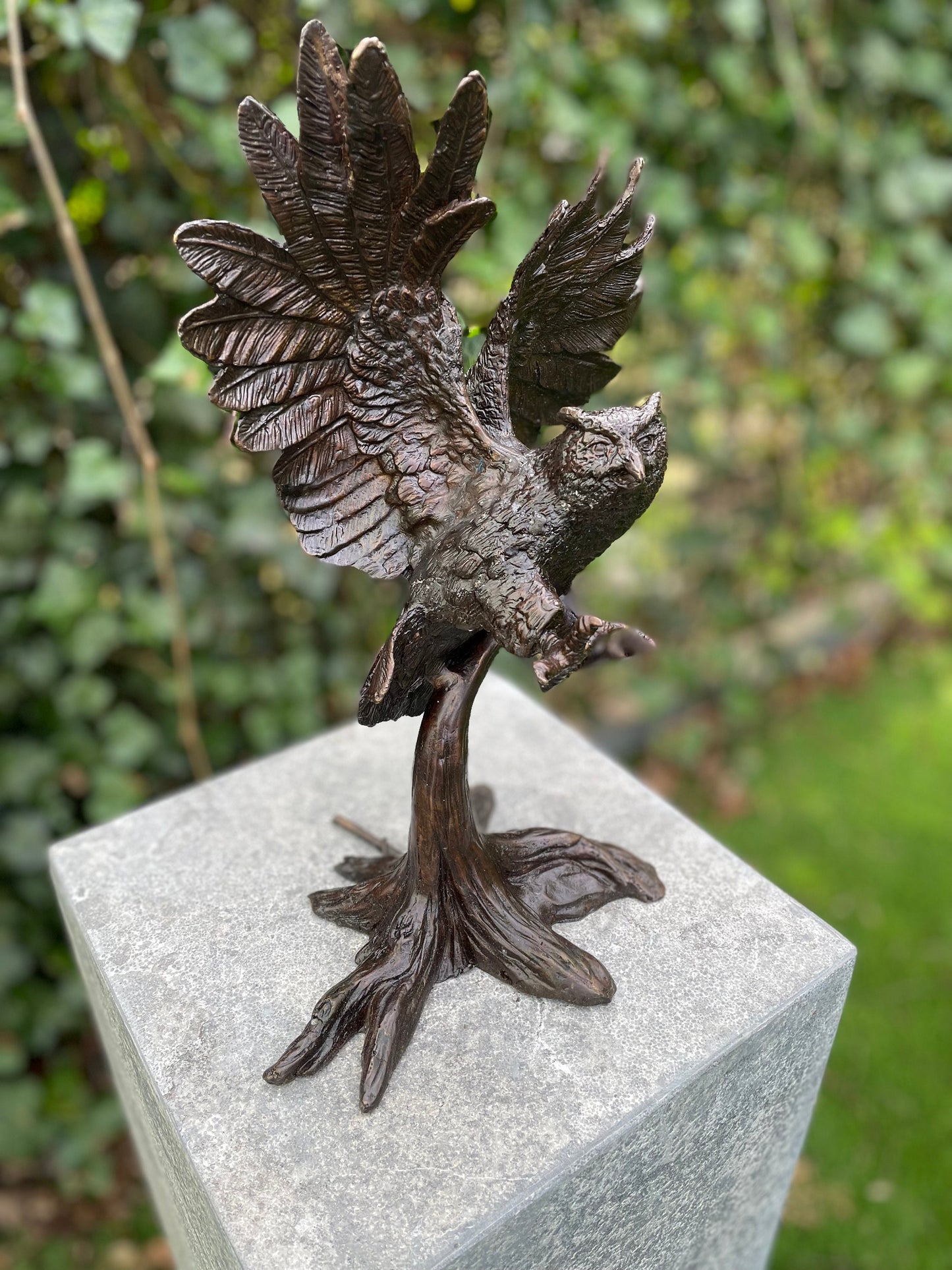 Majestic Owl in Flight – Bronze Sculpture. 19x23x30cm - 3Kg