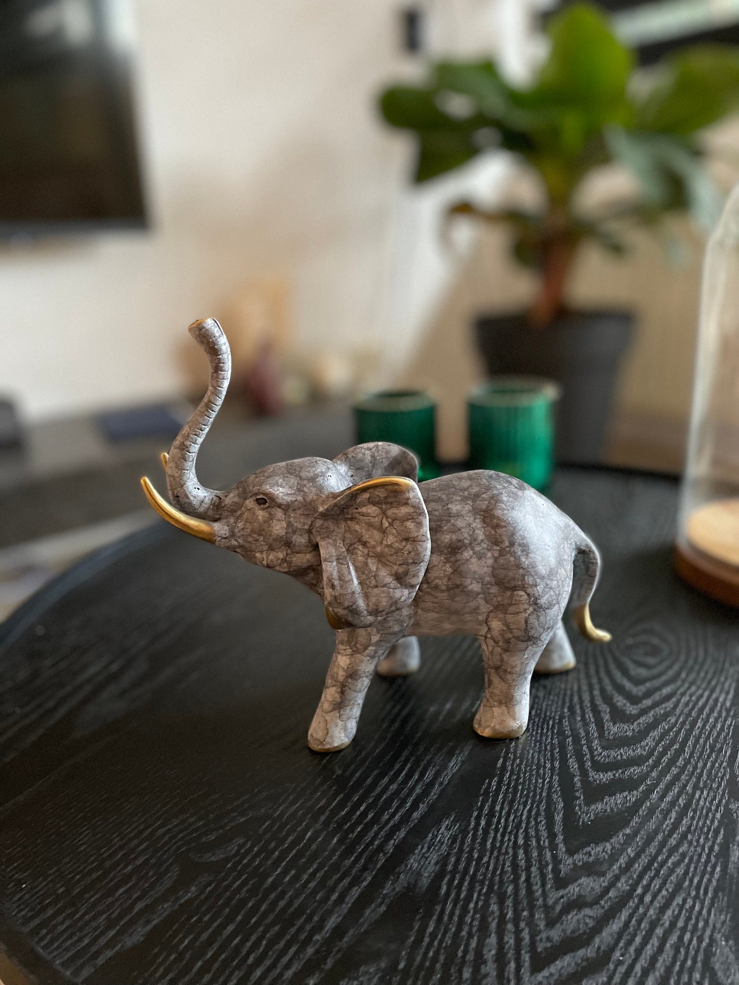 Trumpeting Elephant – Bronze Sculpture. 21x8x20cm