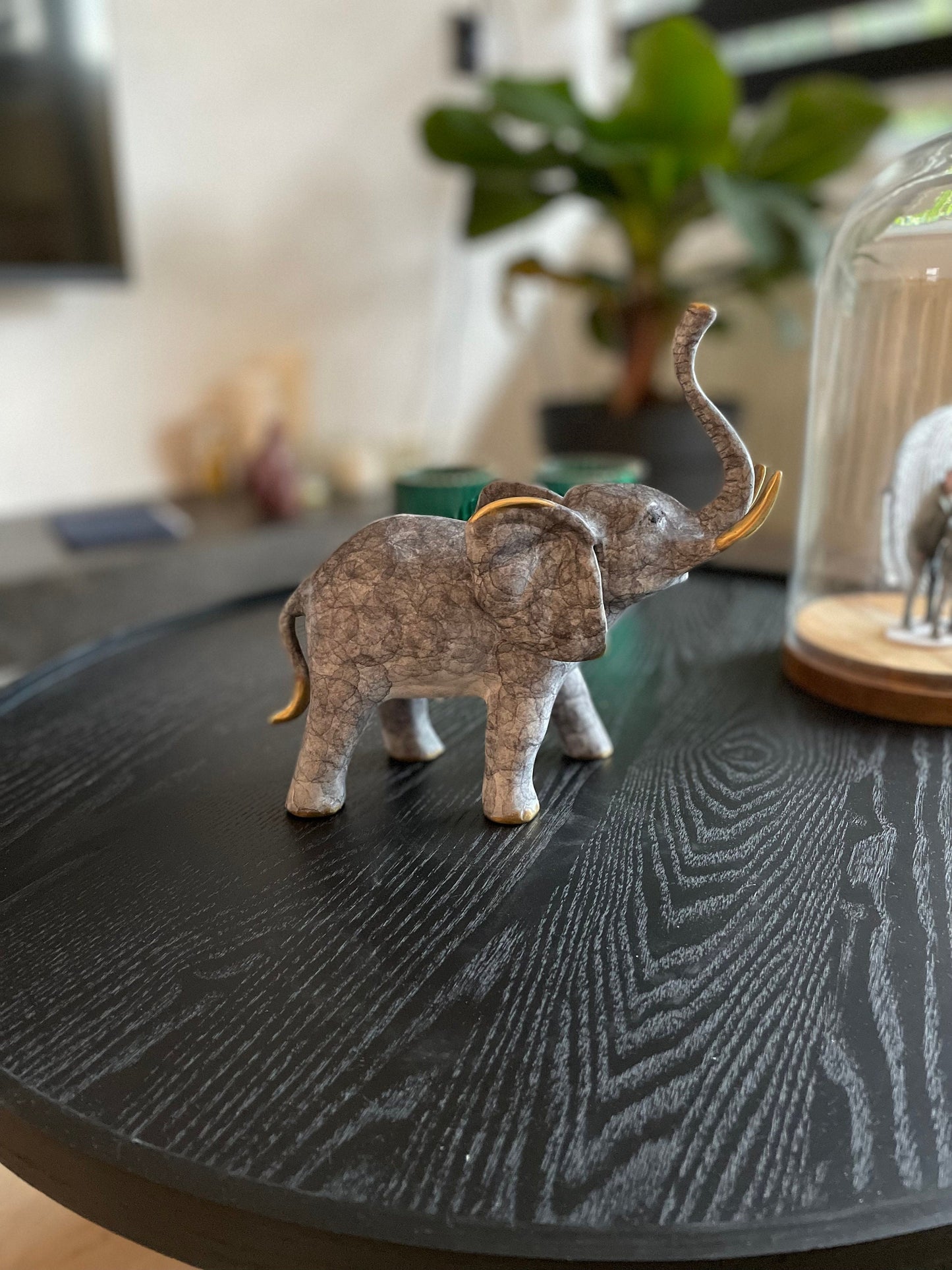 Trumpeting Elephant – Bronze Sculpture. 21x8x20cm