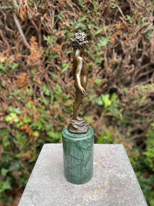 Rose in Hand – Bronze Sculpture. 31x7x9cm - 1.7Kg