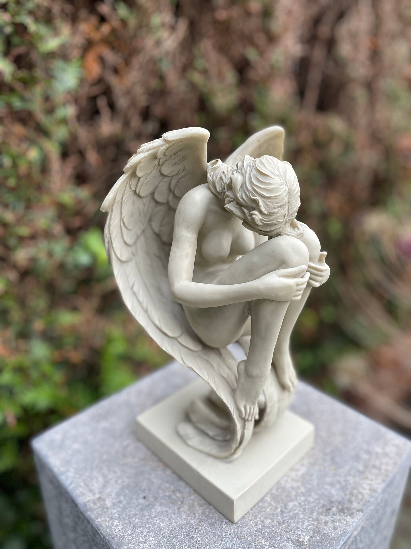 Silent Angel – Grave Sculpture. 27x16x16cm - 1.96Kg