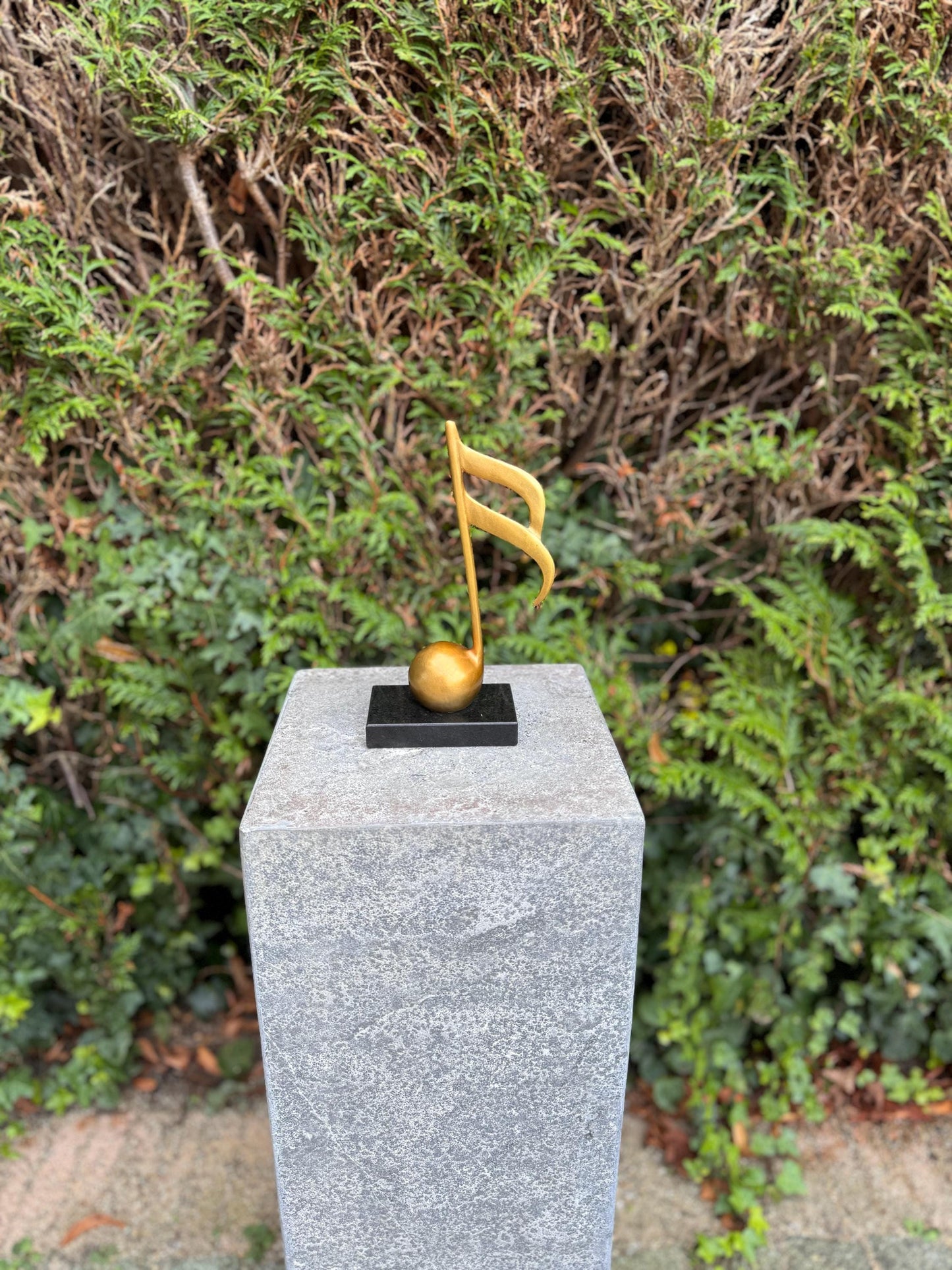 Musical Note – Bronze Sculpture. 14x7x23cm