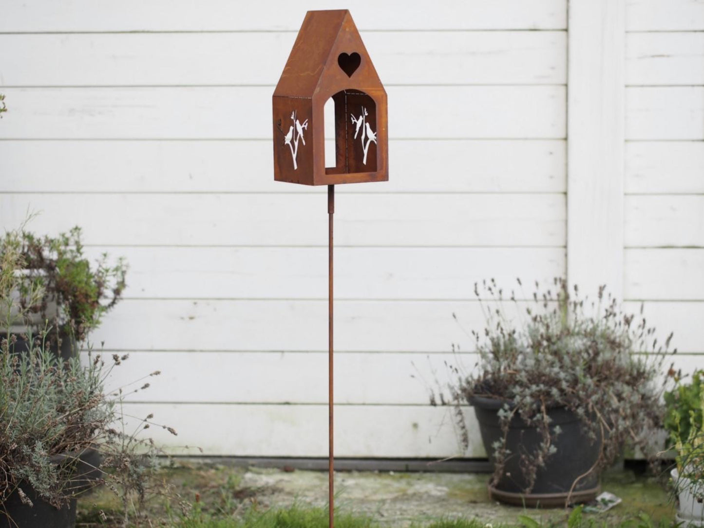 Reindeer Birdhouse – Iron Sculpture. 16x16x117cm - 2Kg