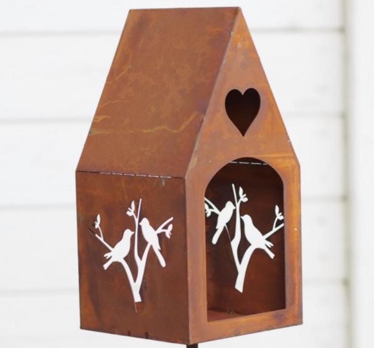 Reindeer Birdhouse – Iron Sculpture. 16x16x117cm - 2Kg