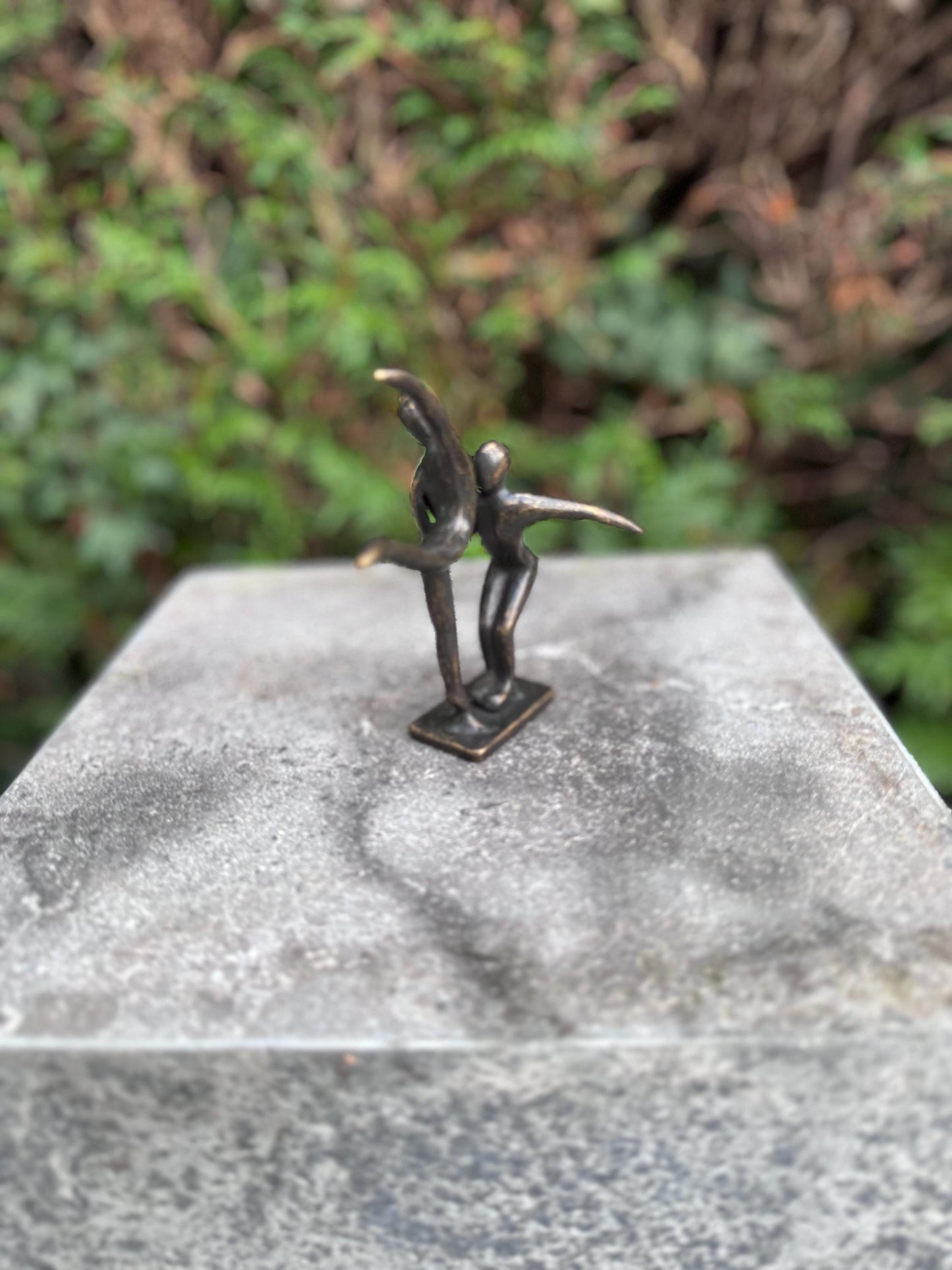 Dancing Figures – Bronze Sculpture. 9x3x11cm