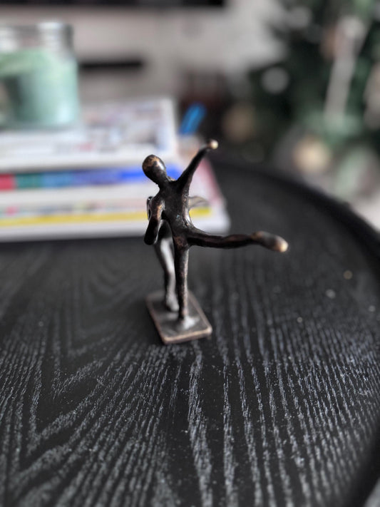 Dancing Figures – Bronze Sculpture. 9x3x11cm