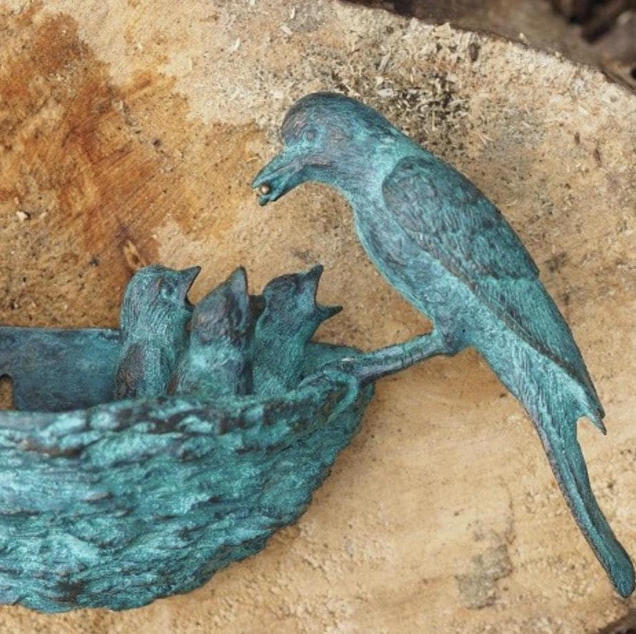 Mother Bird – Bronze Sculpture. 22x8x14cm - 1Kg