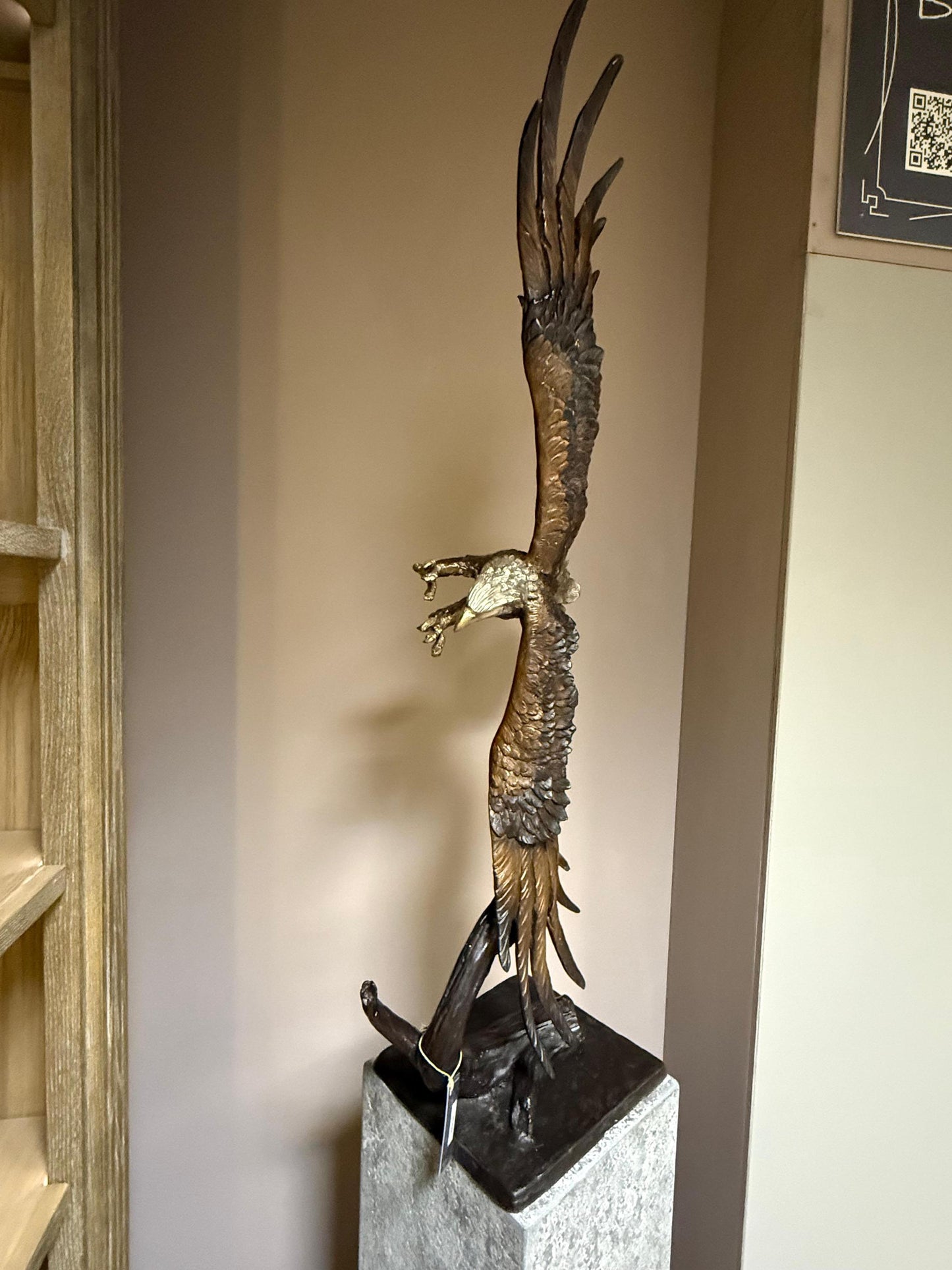 Soaring Eagle – Bronze Sculpture. 42x28x122cm