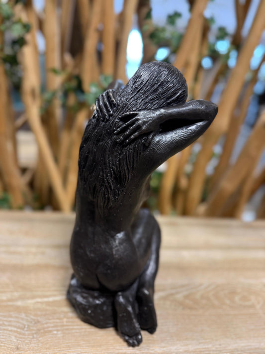 Reflective Nude – Bronze Sculpture. 18x16x33cm