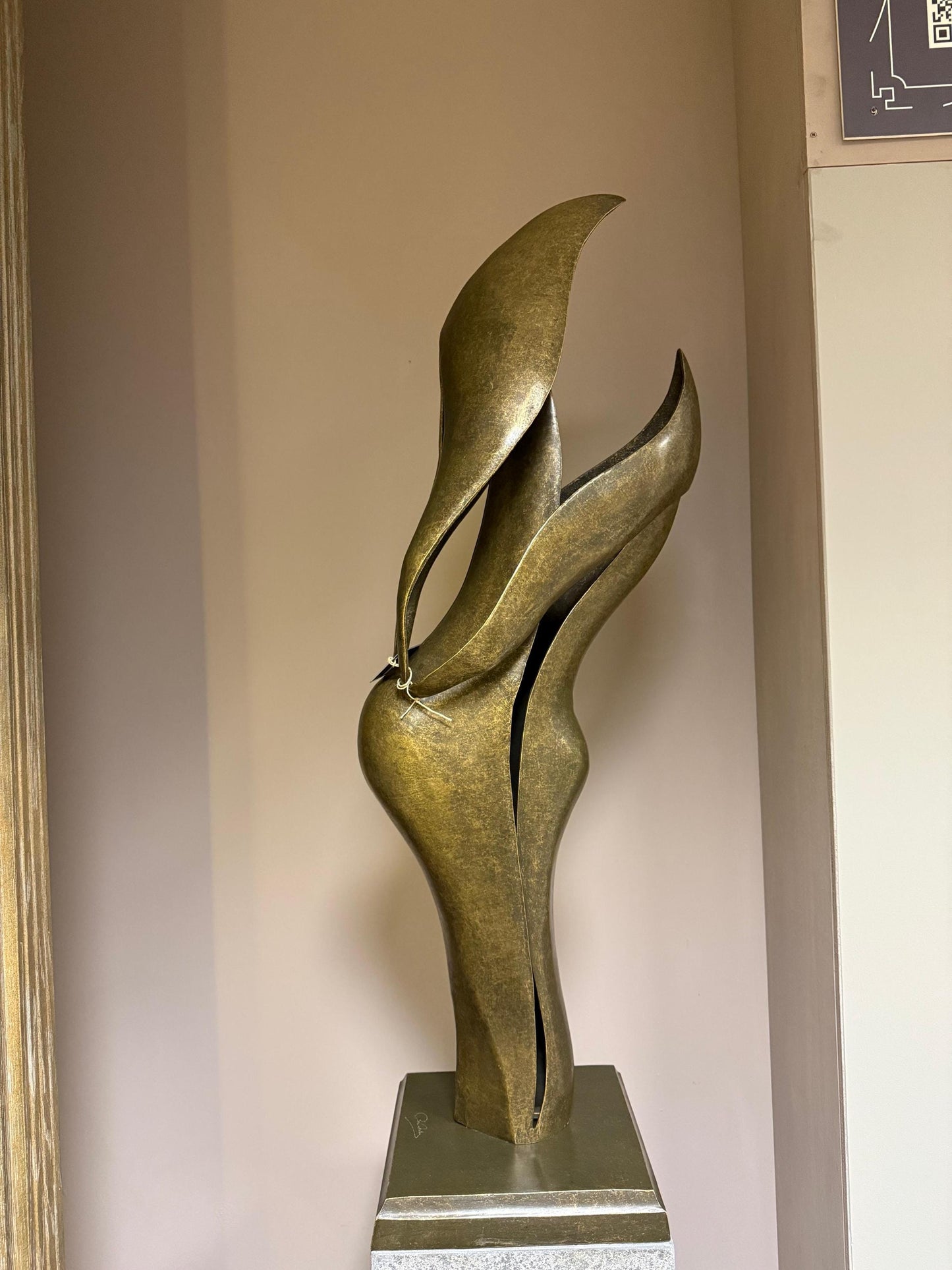 Rising Forms – Bronze Sculpture. 40x30x110cm