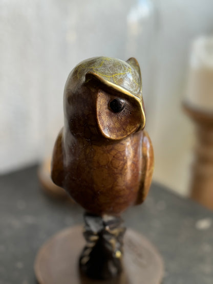 Wise Owl – Bronze Sculpture. 11x11x21cm - 2Kg