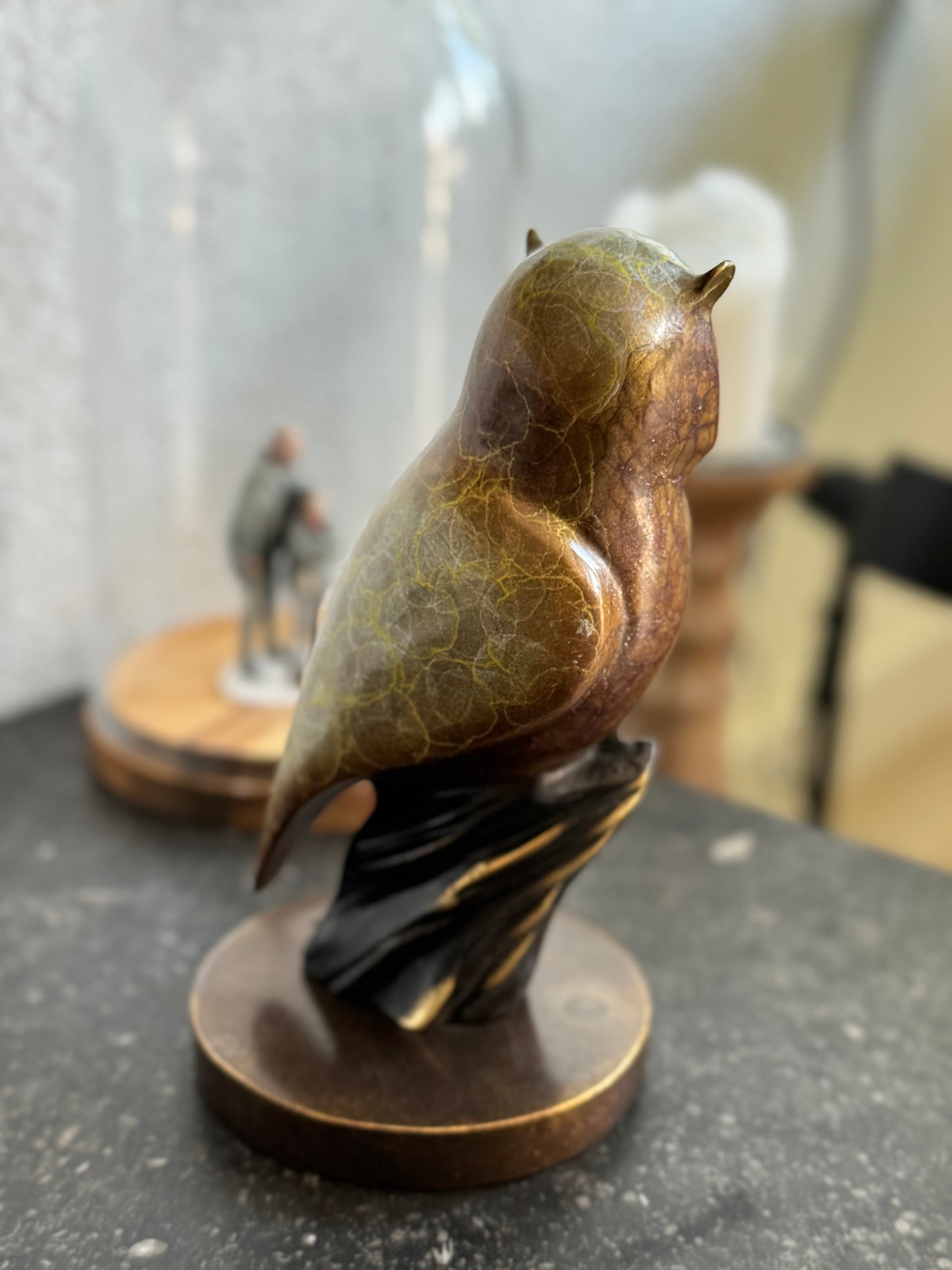 Wise Owl – Bronze Sculpture. 11x11x21cm - 2Kg