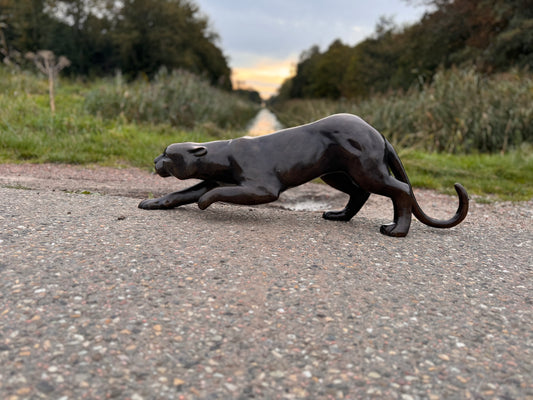 Stretching Panther – Bronze Sculpture. 90x19x30cm - 12Kg
