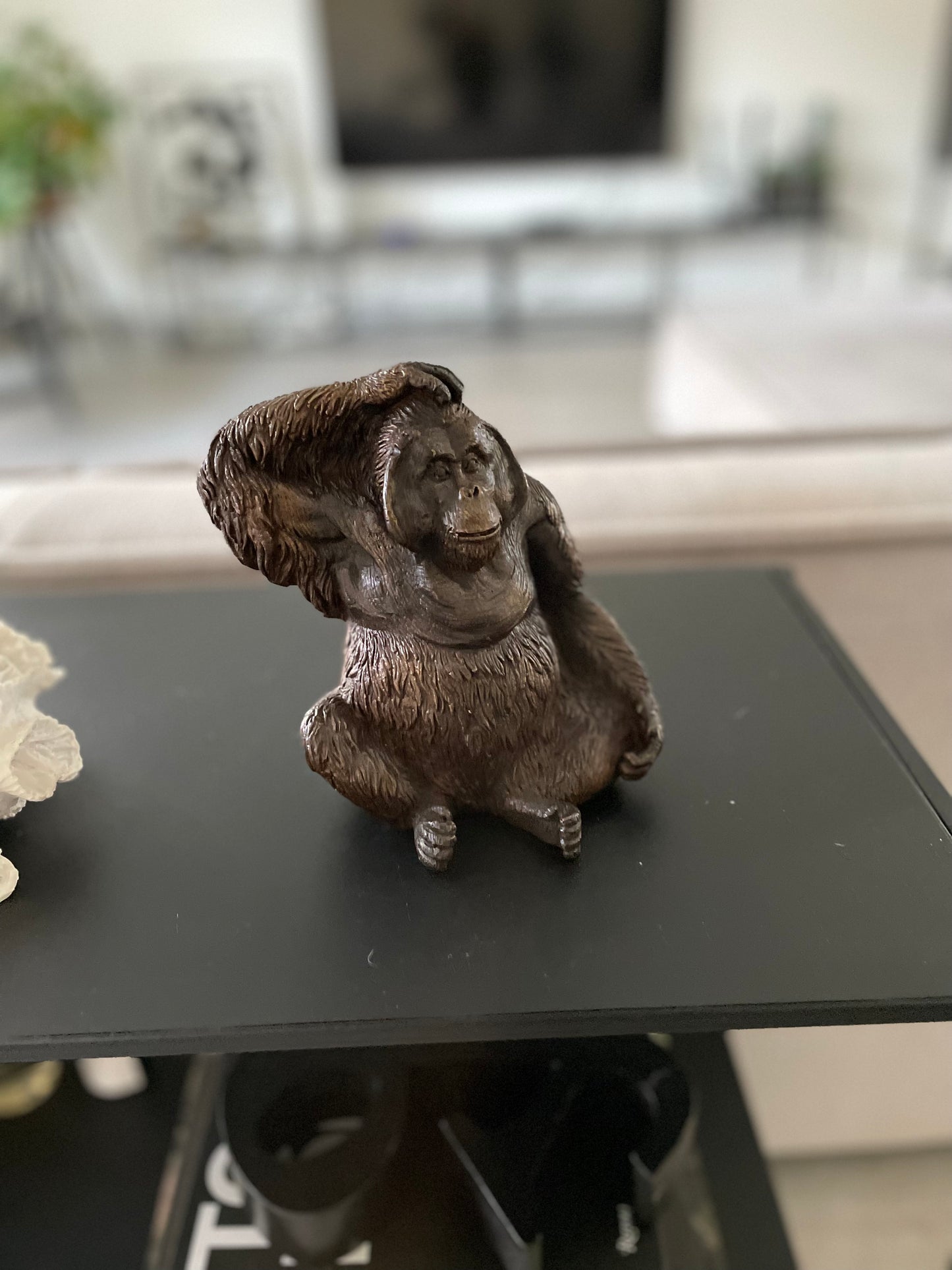 Bronze Orangutan -16x10x14cm
