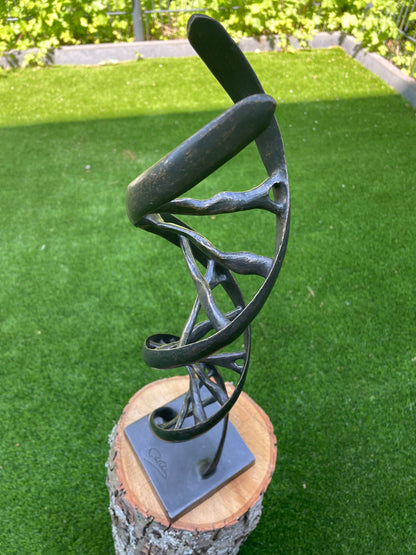 DNA Helix – Bronze Sculpture. 53x13x13cm - 2.7Kg