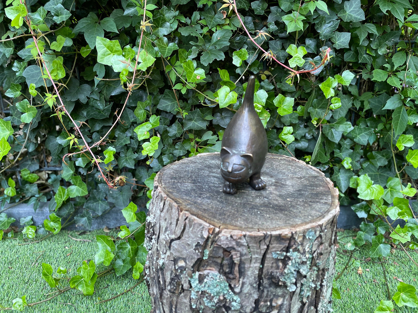 Stretching Cat – Bronze Sculpture. 10x6x14cm