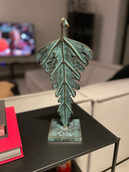 Winged Form – Bronze Sculpture. 16x11x35cm - 1.1Kg