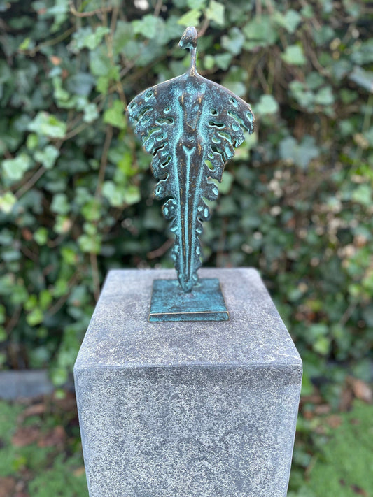 Winged Form – Bronze Sculpture. 16x11x35cm - 1.1Kg