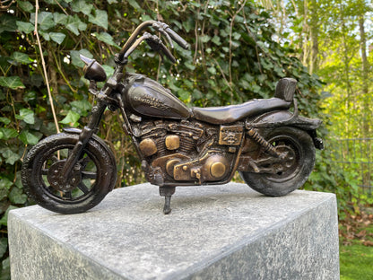 Harley Cruiser – Bronze Sculpture. 18x9x32cm - 2Kg