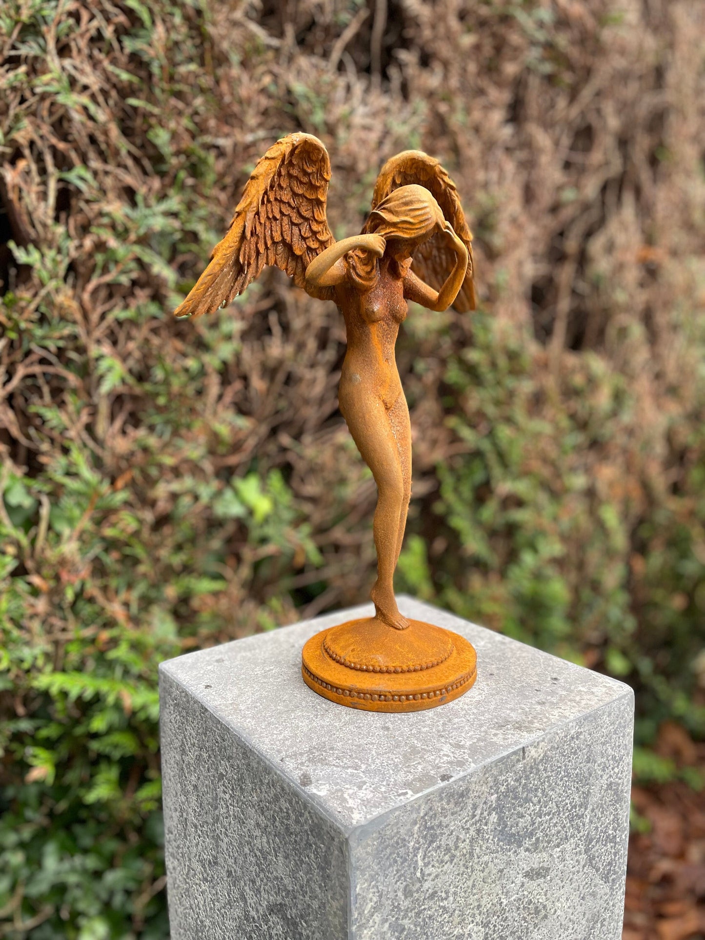 Weeping Angel – Iron Sculpture. 38x26x11cm - 4.3Kg