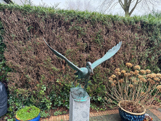 Graceful Heron – Bronze Sculpture. 105x75x83cm - 18Kg