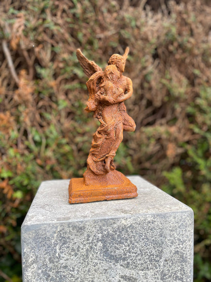 Mythic Ascent – Iron Sculpture. 30x13x11cm - 3.9Kg