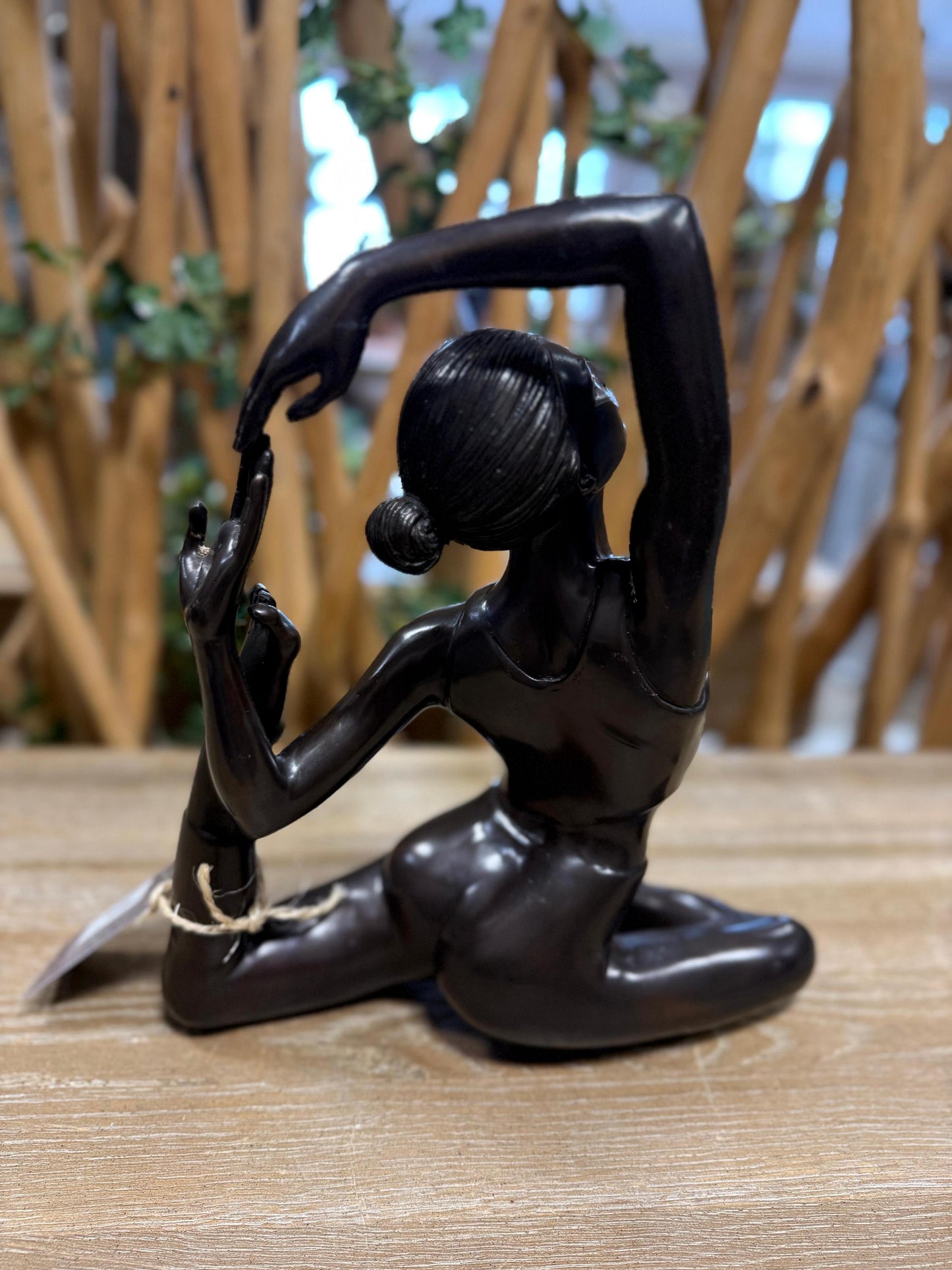 Graceful Balance – Bronze Sculpture. 24x21x33cm - 3Kg