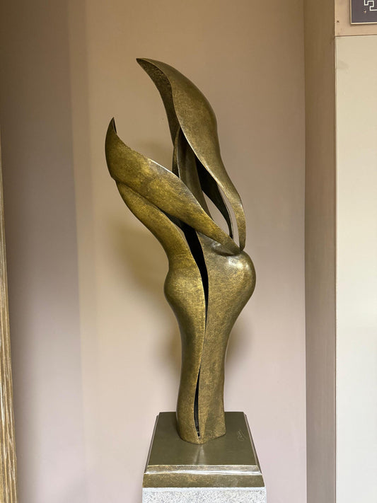 Rising Forms – Bronze Sculpture. 40x30x110cm